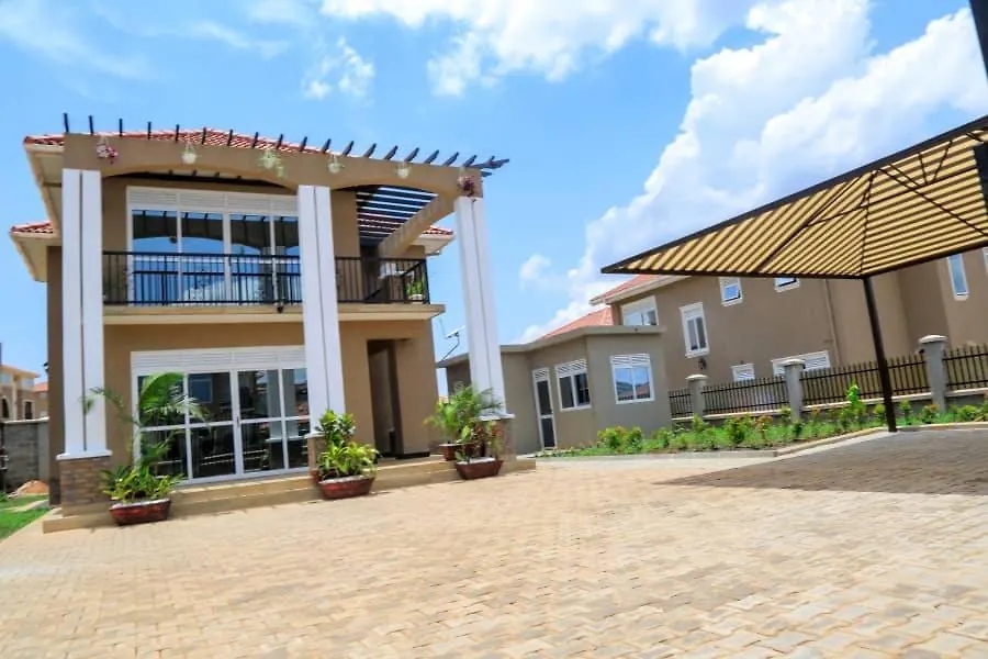 Beautiful Villa With Stunning Serena Golf Course & Lake Views In Mirembe Villas Kigo Kampala