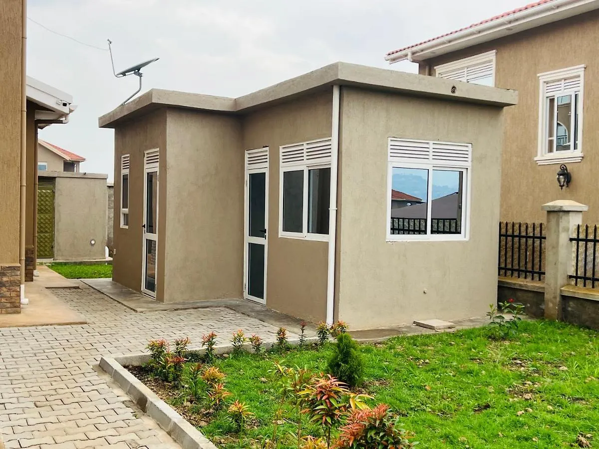 Beautiful Villa With Stunning Serena Golf Course & Lake Views In Mirembe Villas Kigo Kampala